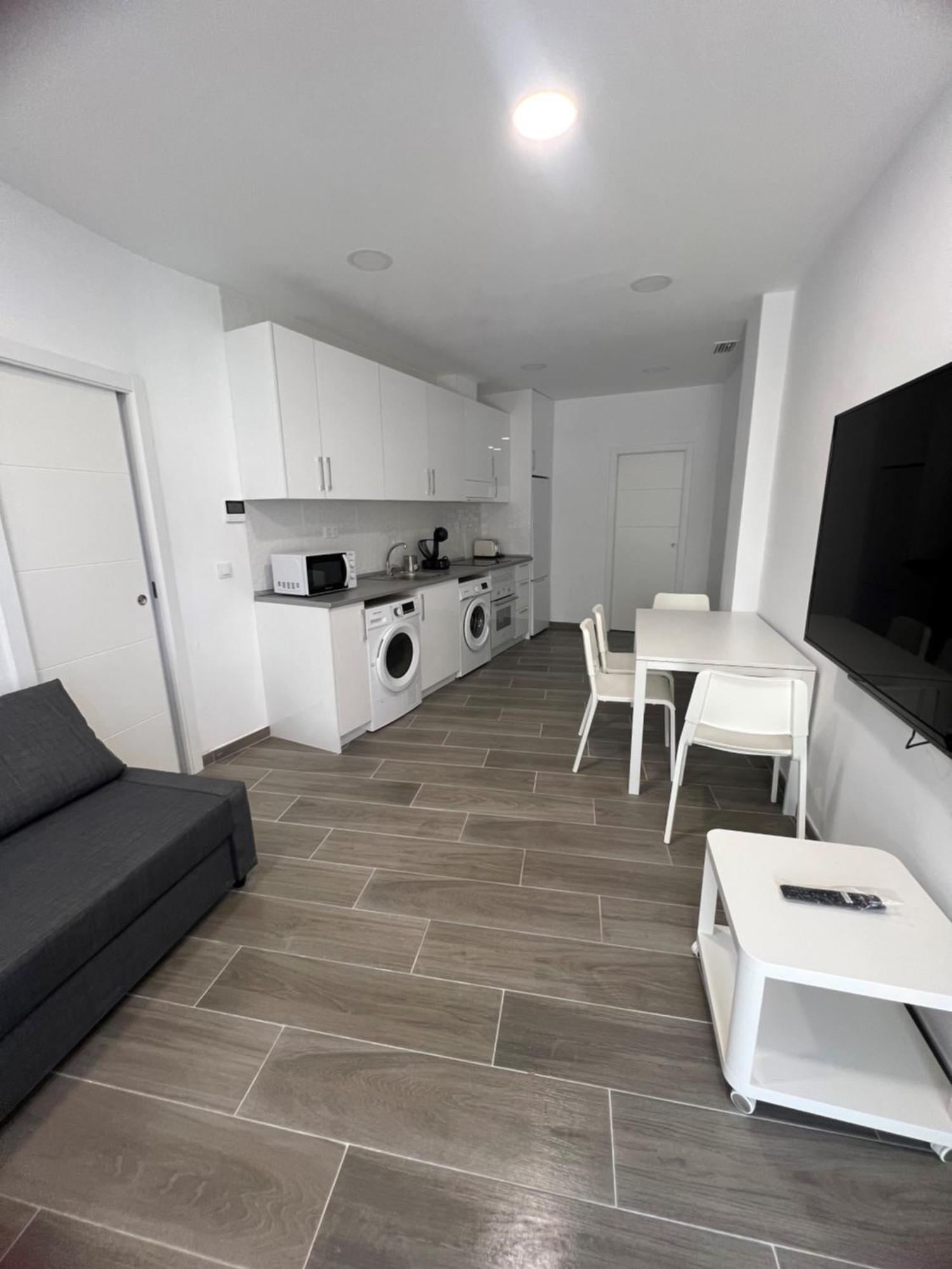 Apartamentos Montalvo Metropolis C Торемолинос Екстериор снимка
